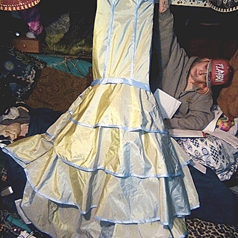 Flirt prom dress size 6